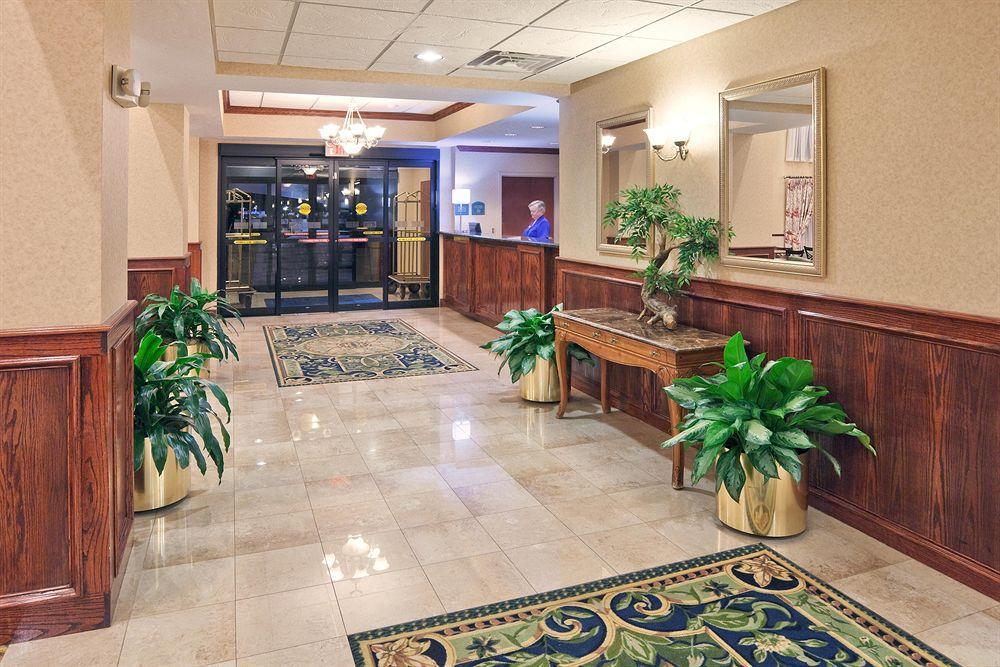 Holiday Inn Express & Suites Midwest City By Ihg Interno foto