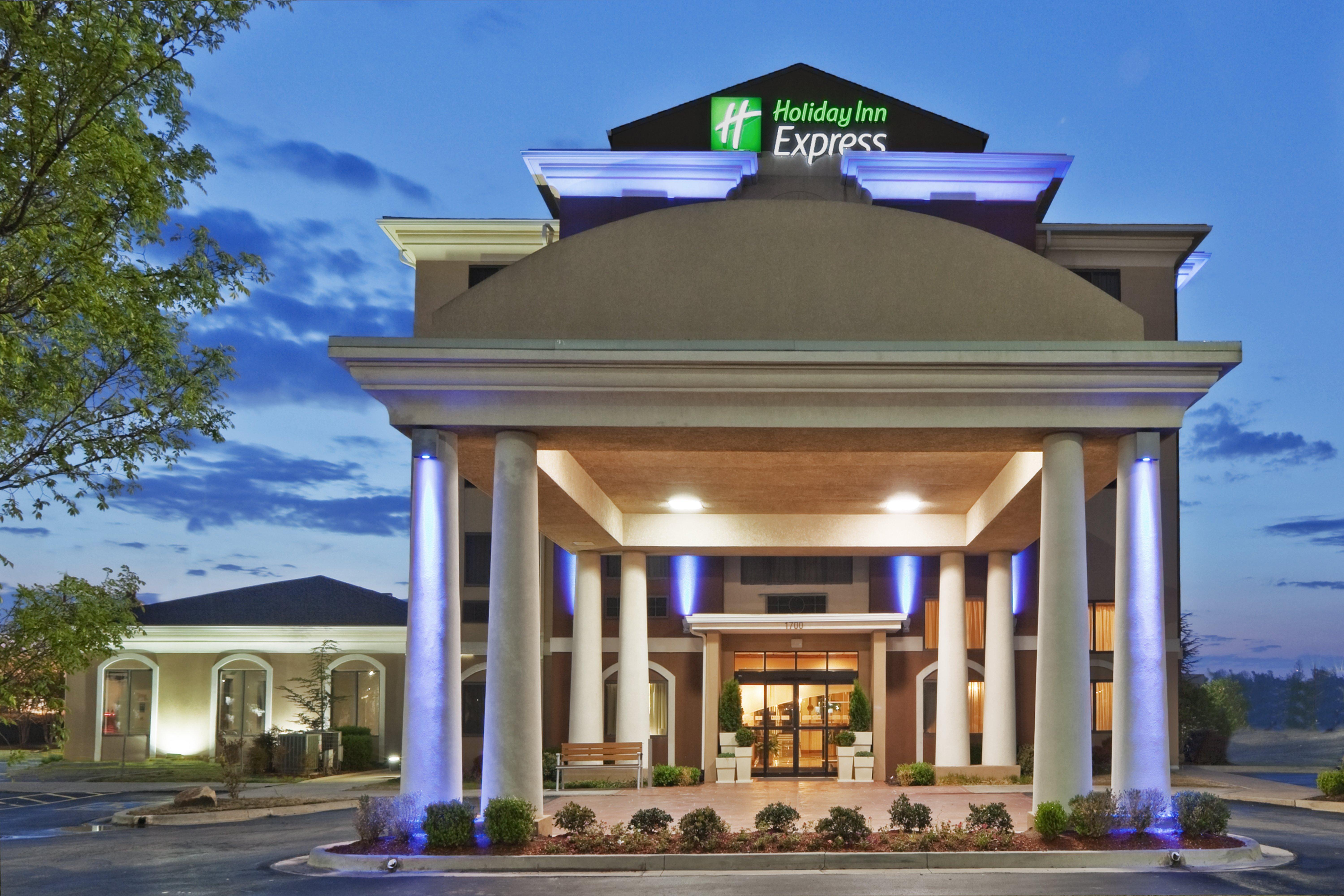 Holiday Inn Express & Suites Midwest City By Ihg Esterno foto