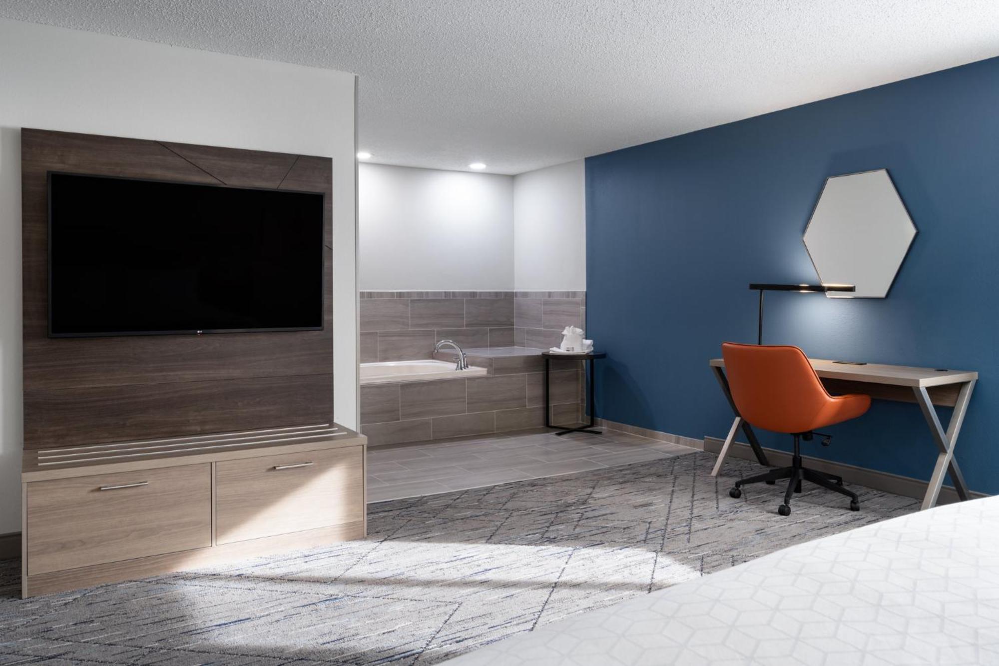 Holiday Inn Express & Suites Midwest City By Ihg Esterno foto