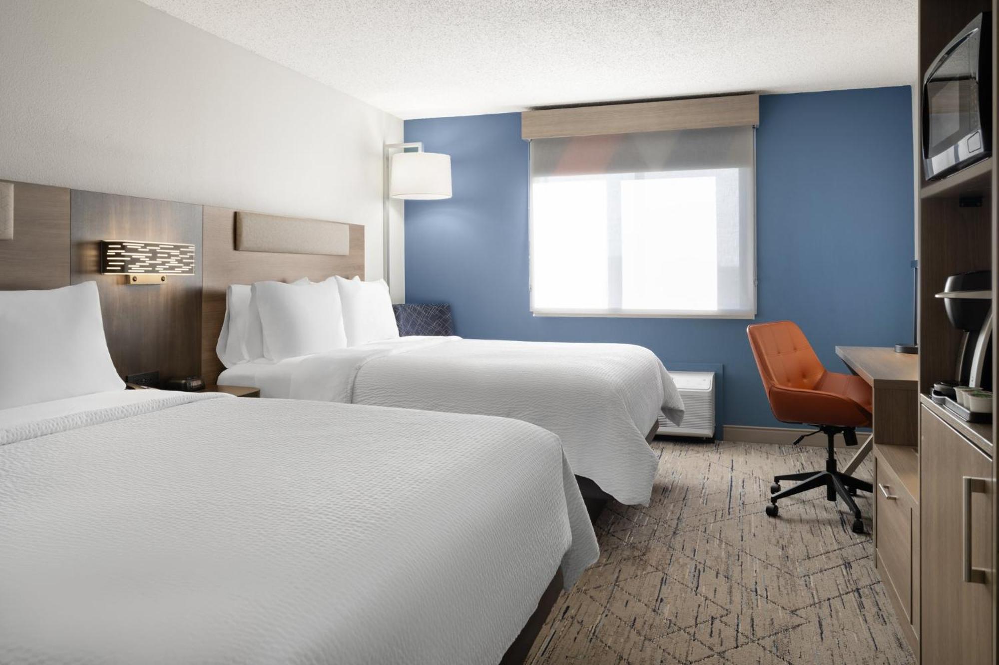 Holiday Inn Express & Suites Midwest City By Ihg Esterno foto