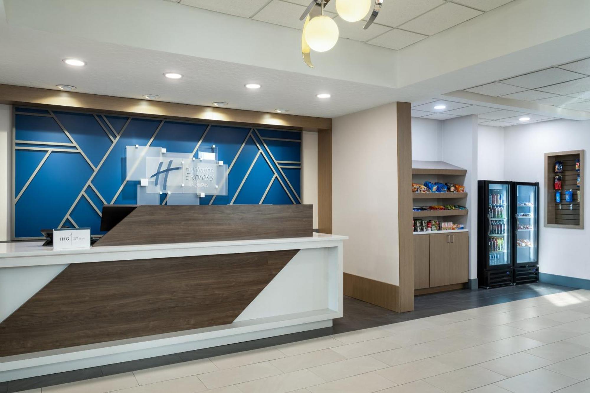 Holiday Inn Express & Suites Midwest City By Ihg Esterno foto