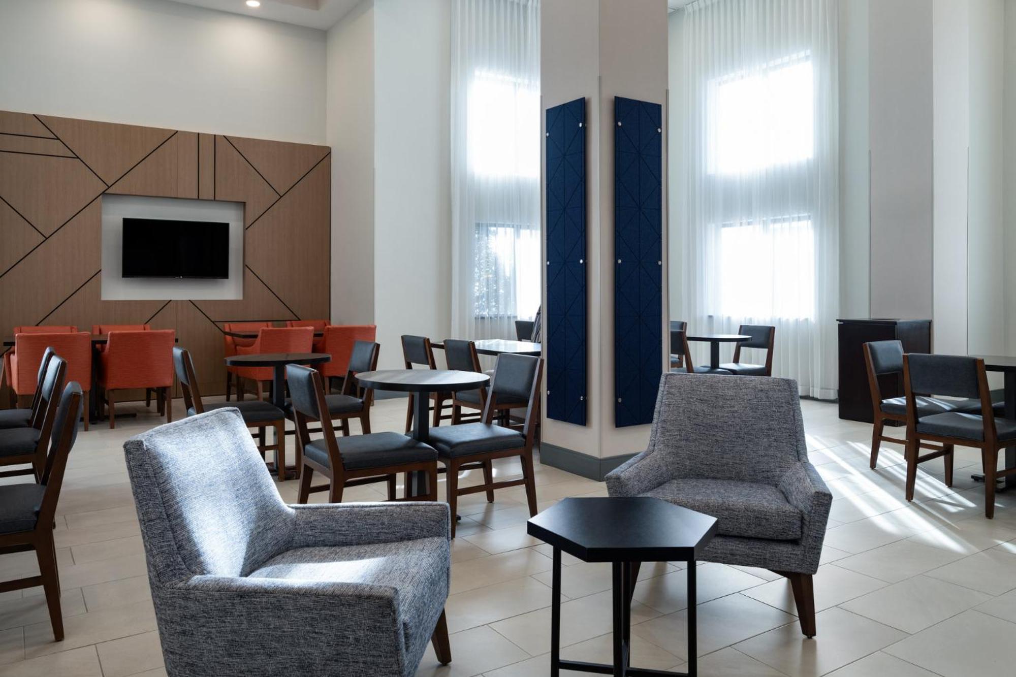 Holiday Inn Express & Suites Midwest City By Ihg Esterno foto
