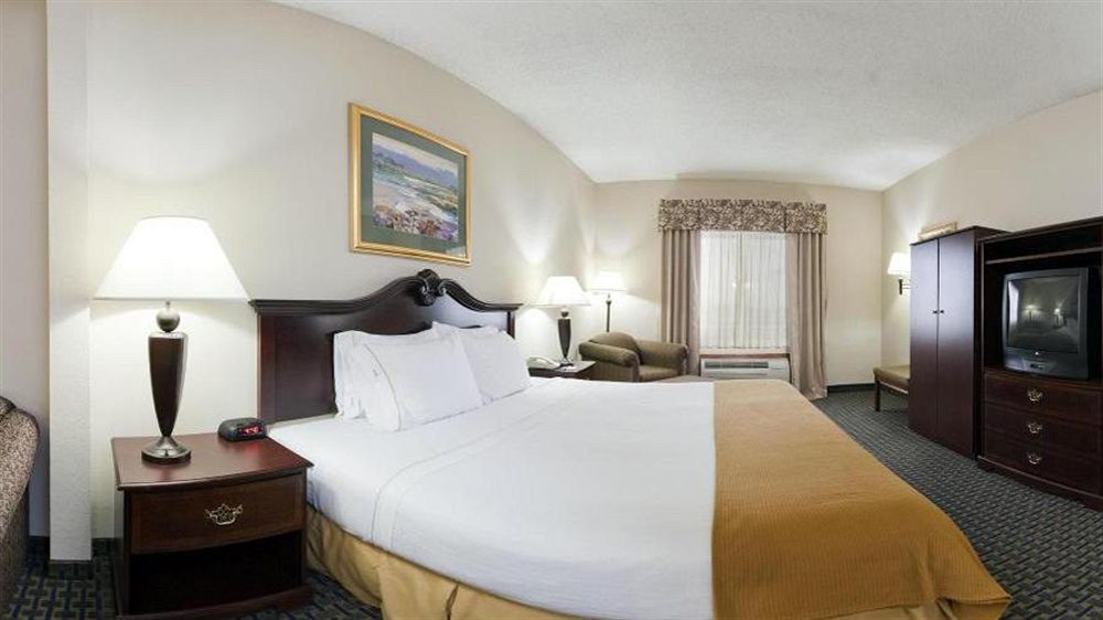 Holiday Inn Express & Suites Midwest City By Ihg Esterno foto