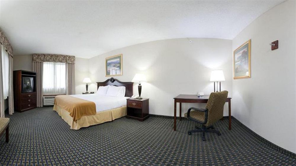 Holiday Inn Express & Suites Midwest City By Ihg Esterno foto